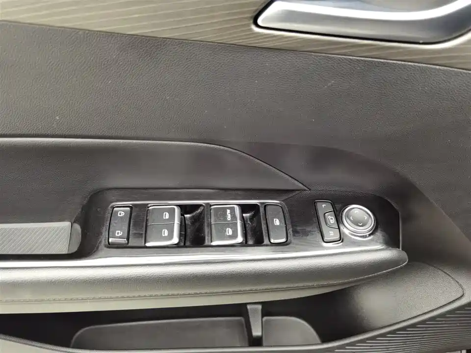 Wuling Wuling Starlight