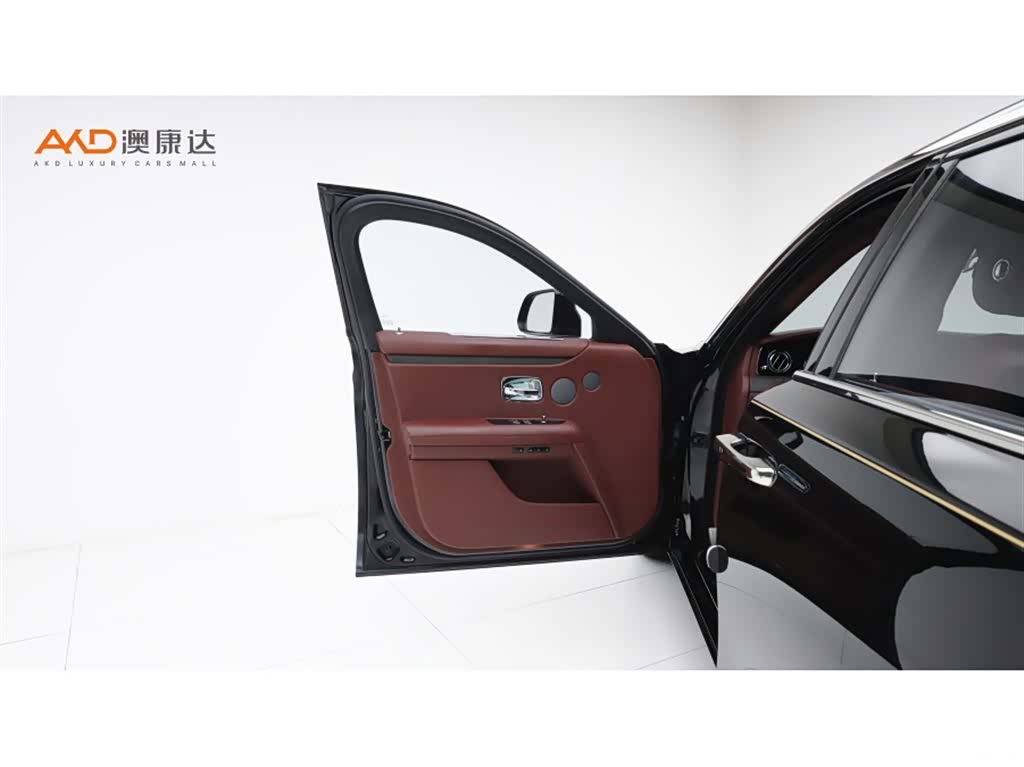 Rolls-Royce Ghost, 2022 11