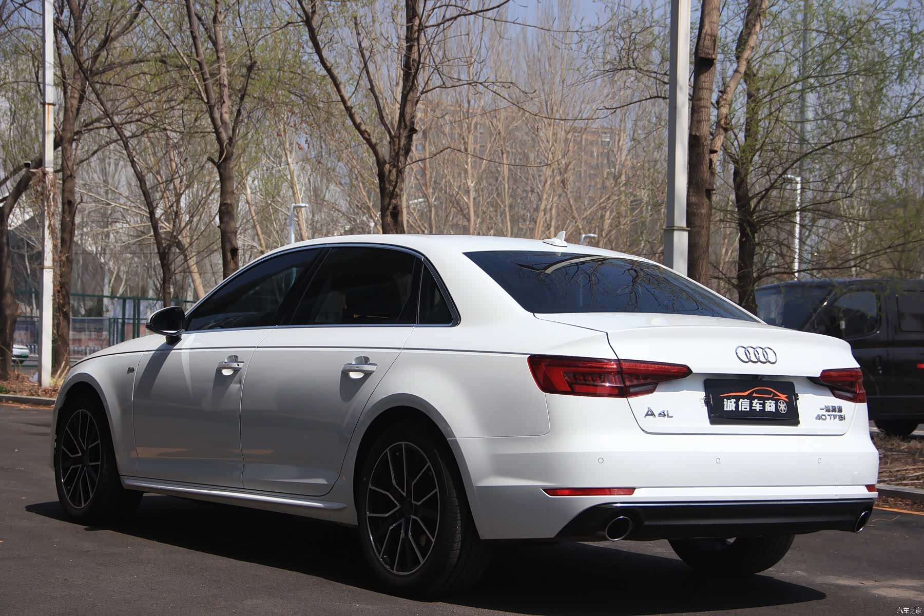 Audi A4L, 2017 9