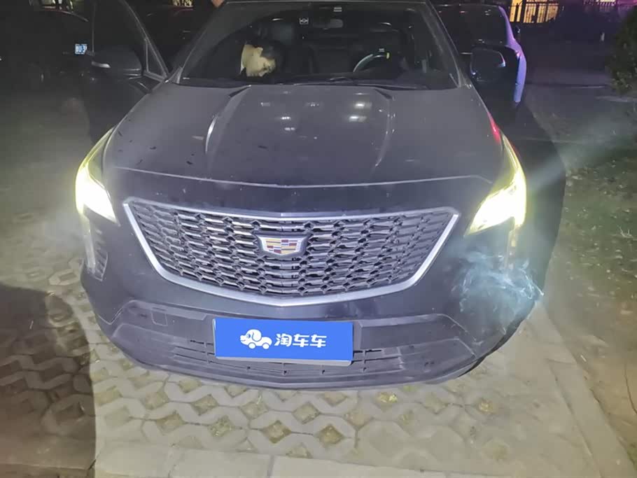 Cadillac XT4
