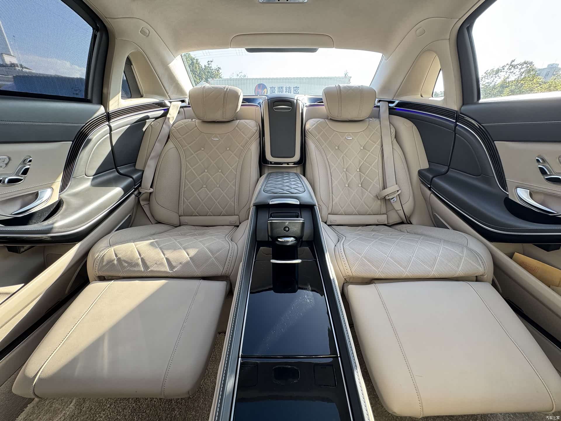 Maybach S-Class, 2019 14