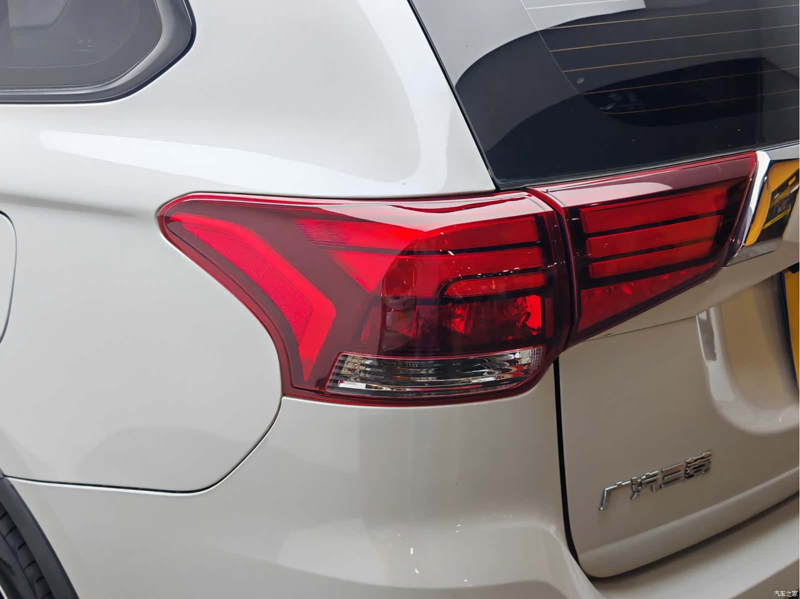 Mitsubishi Outlander, 2020 7