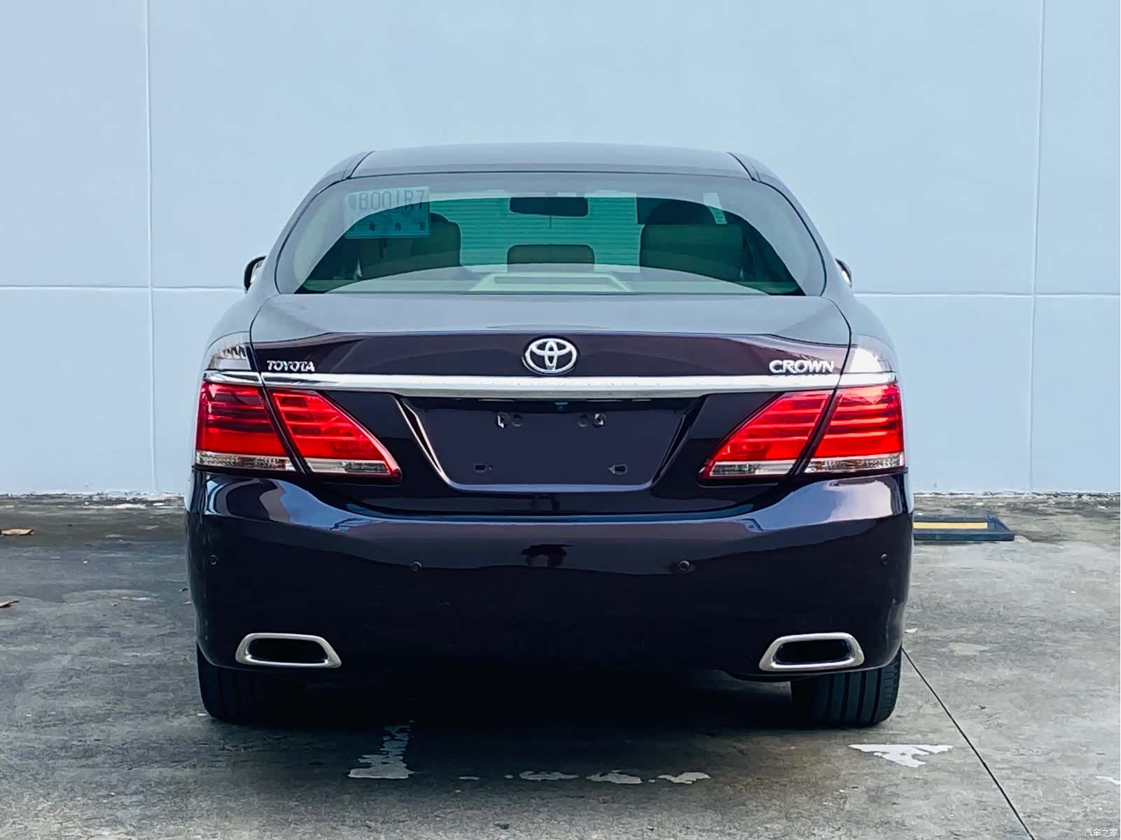 Toyota Crown, 2014 11