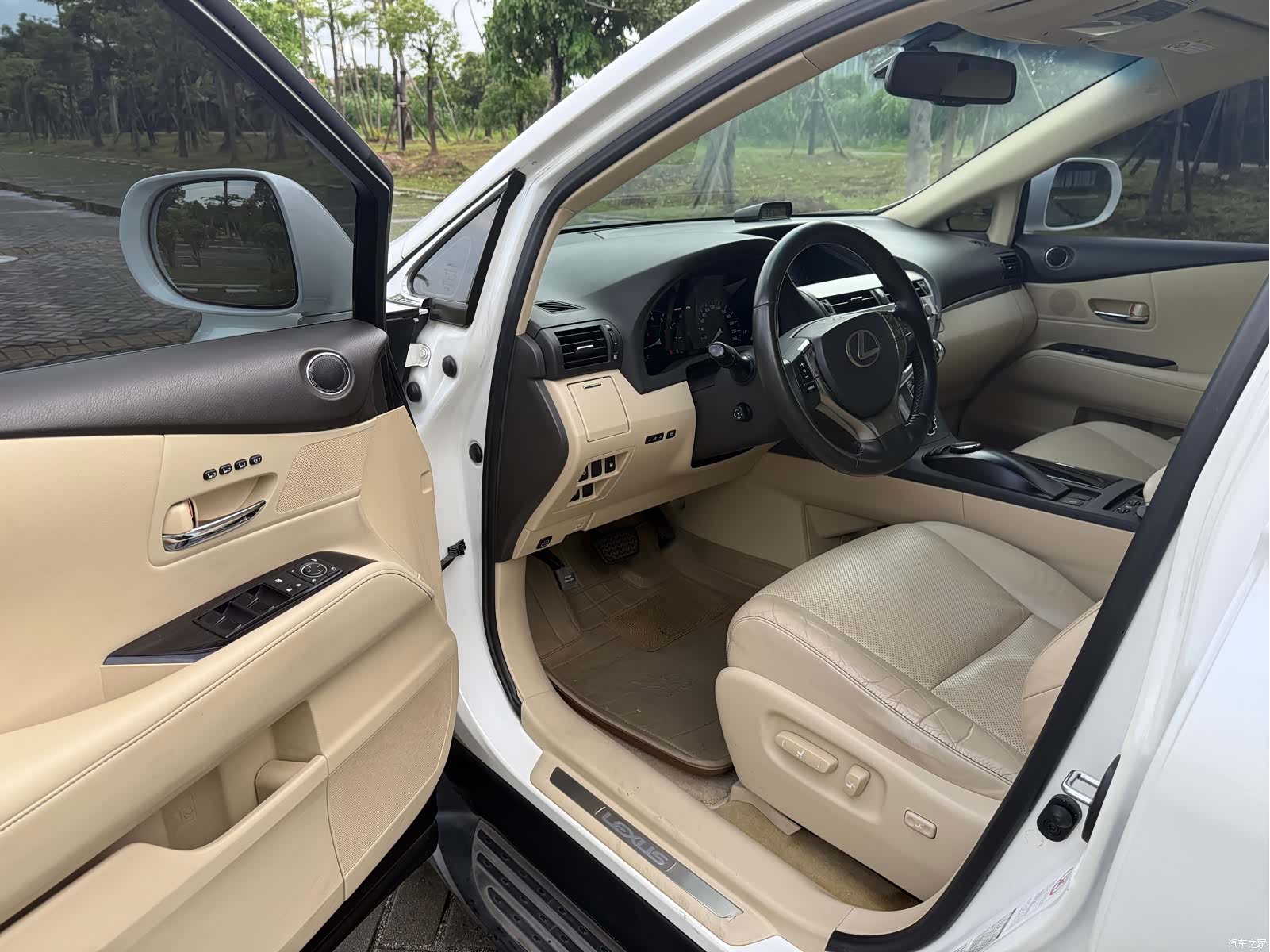 Lexus RX, 2015 10