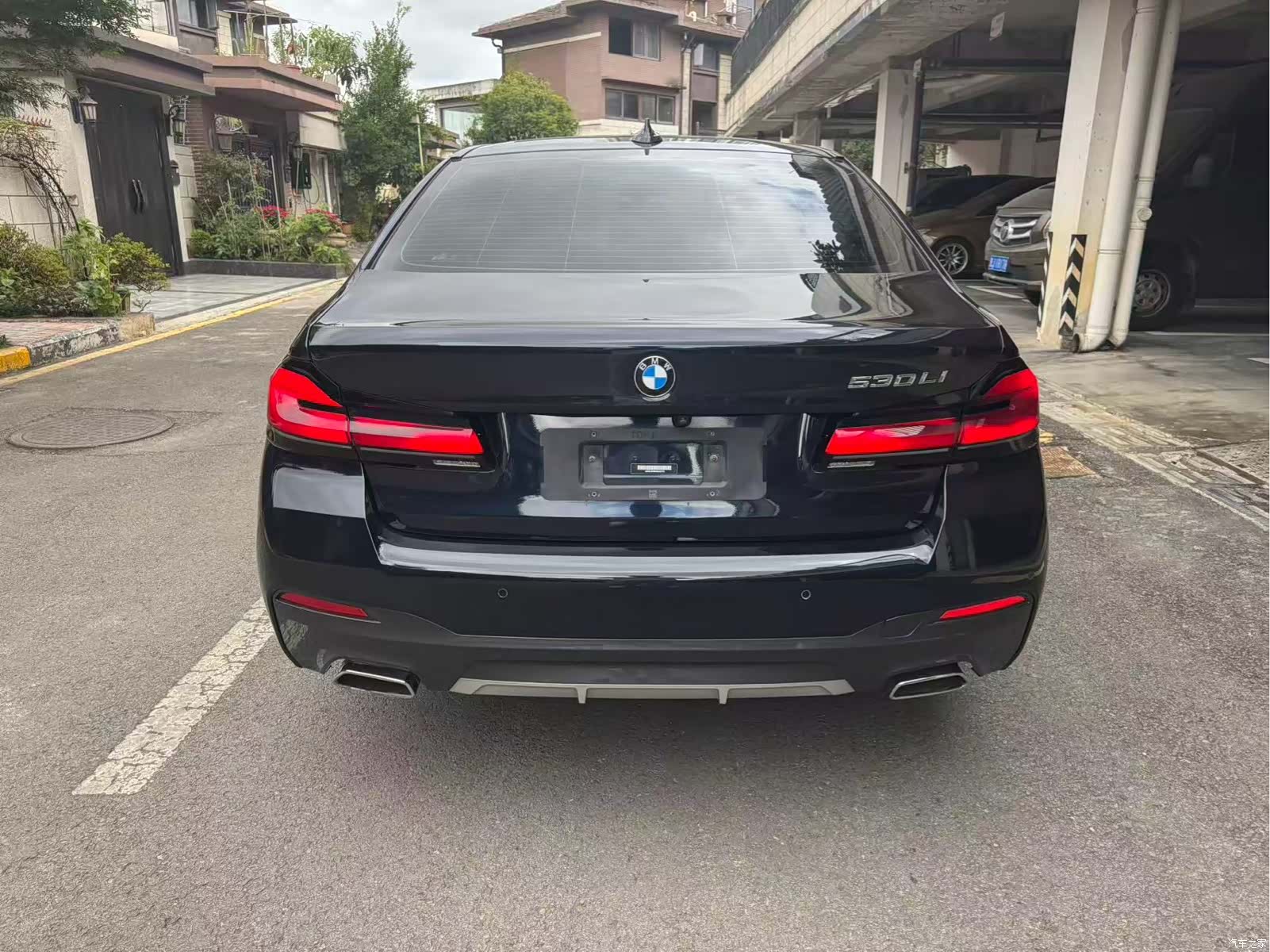 BMW 5 Series, 2022 8