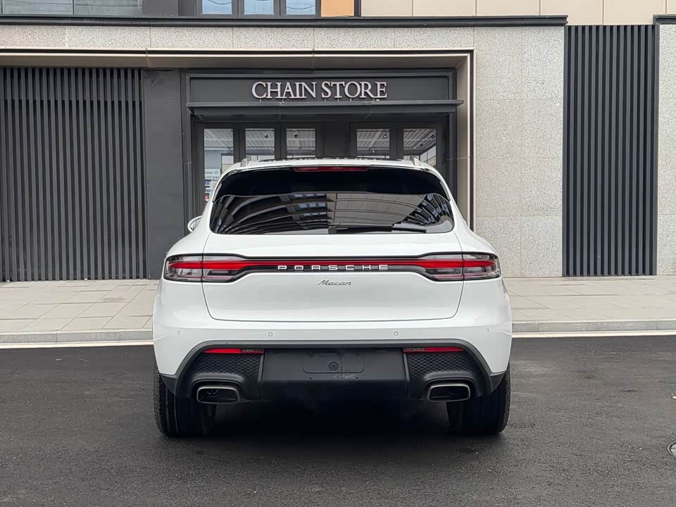 Porsche Macan
