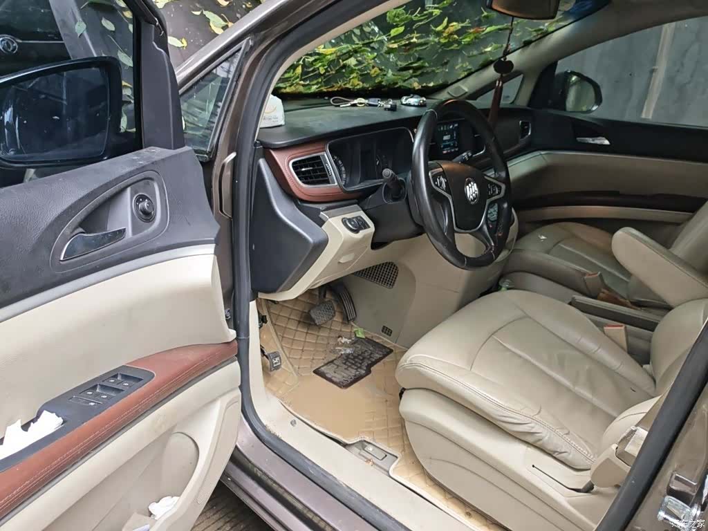 Buick GL8, 2018 14