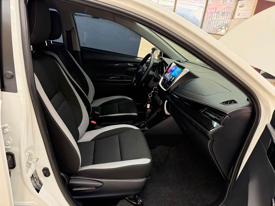 Toyota YARiS L Zhixuan