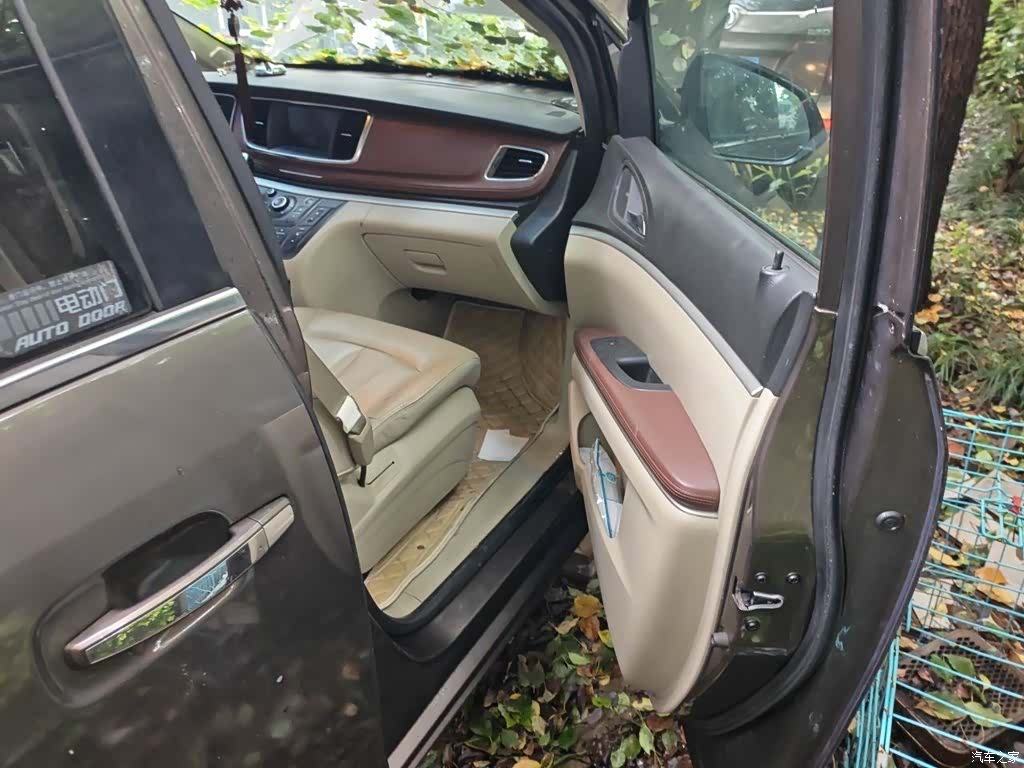 Buick GL8, 2018 20