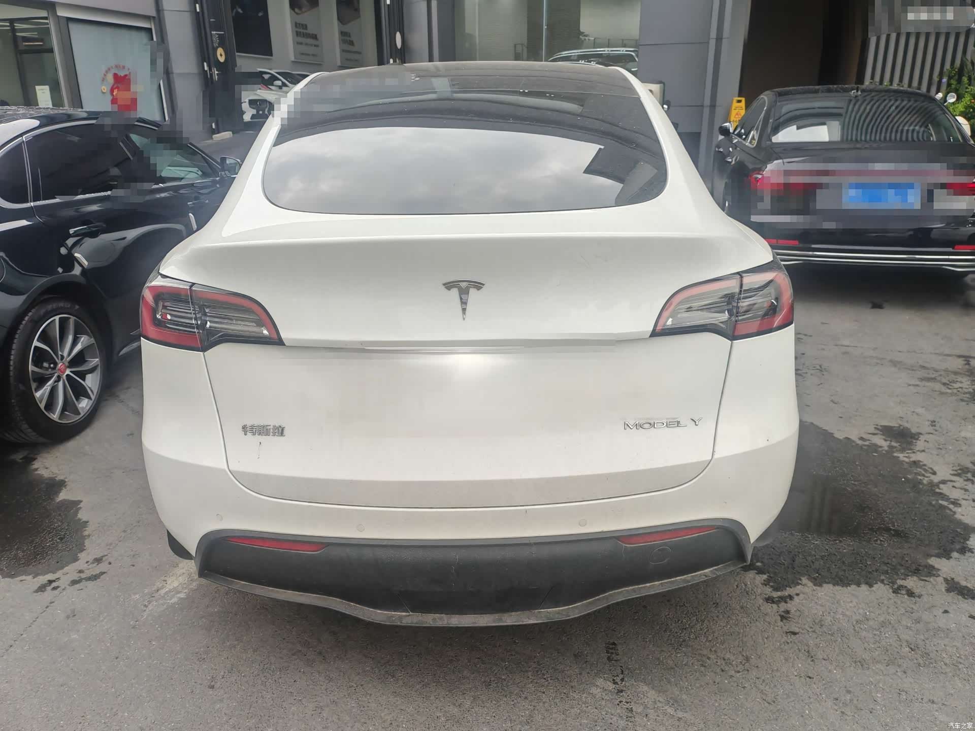 Tesla Model Y, 2024 10