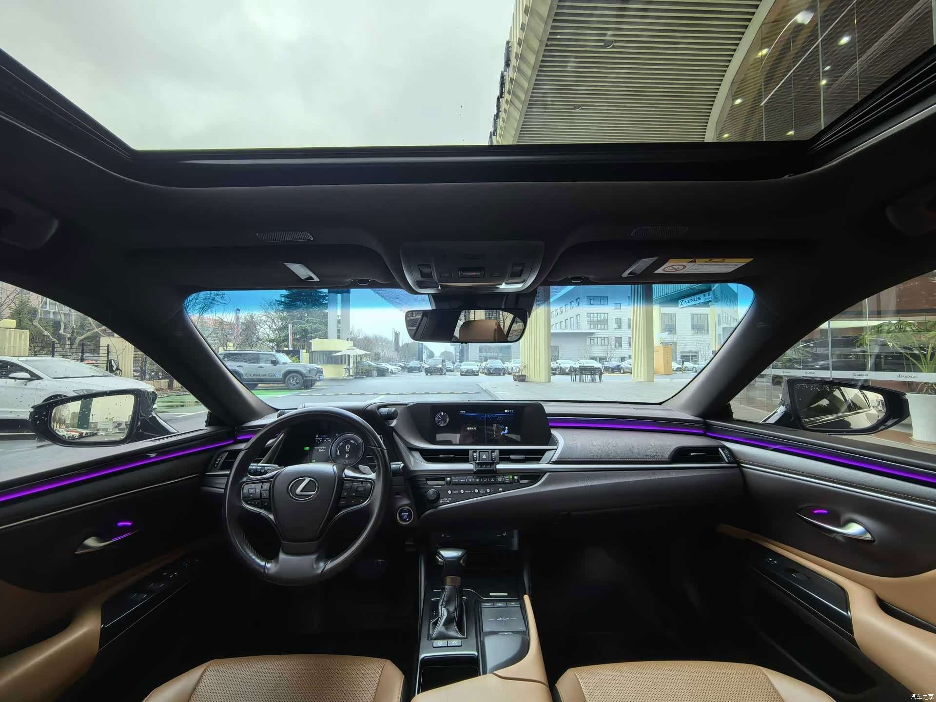 Lexus ES, 2020 16