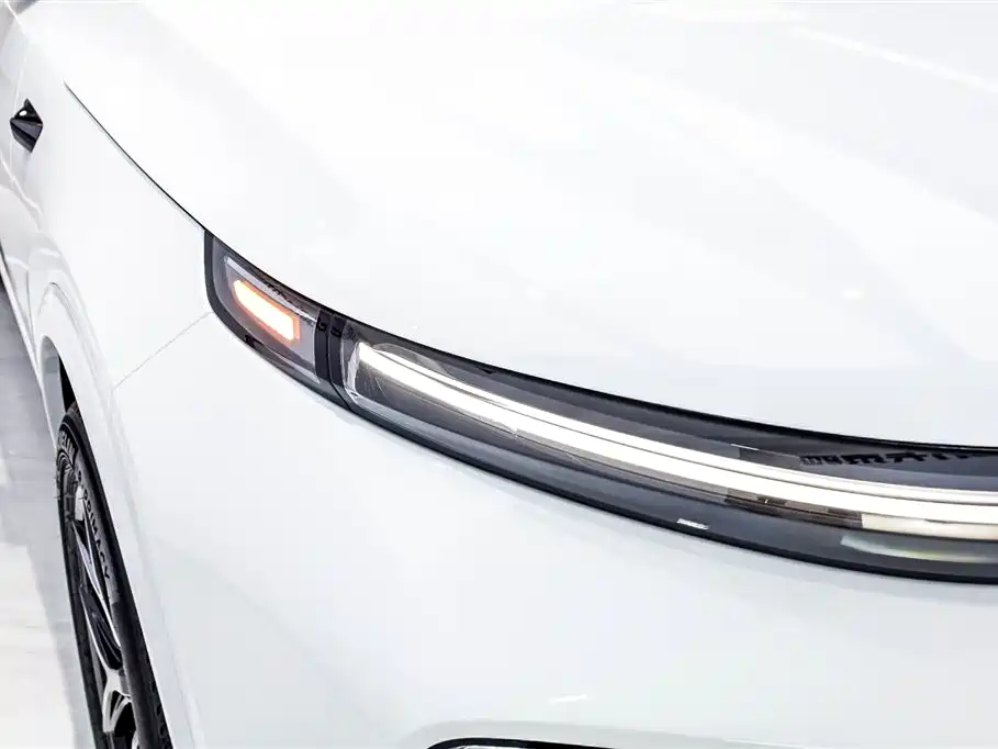 Li Auto Ideal L7