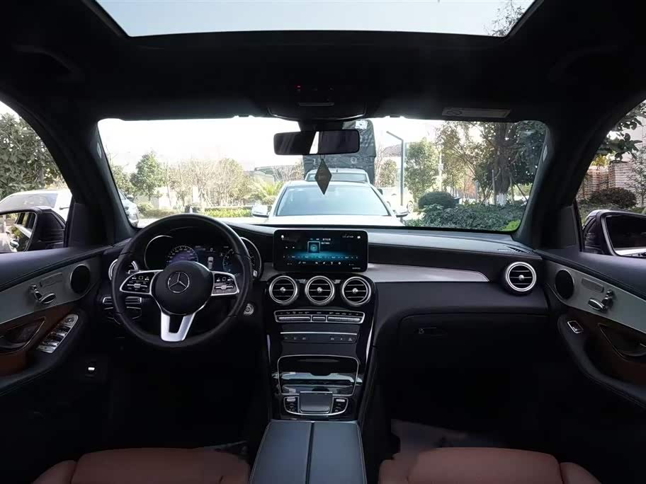 Mercedes-Benz GLC Mercedes-Benz GLC