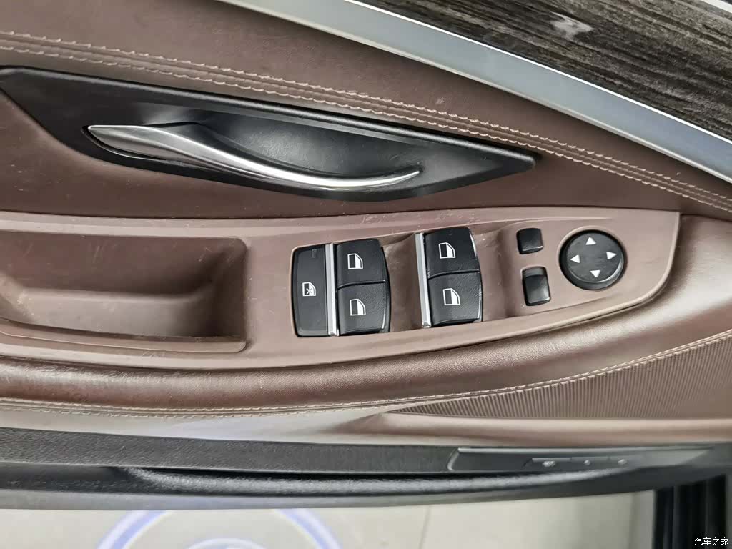 BMW 5 Series, 2015 9