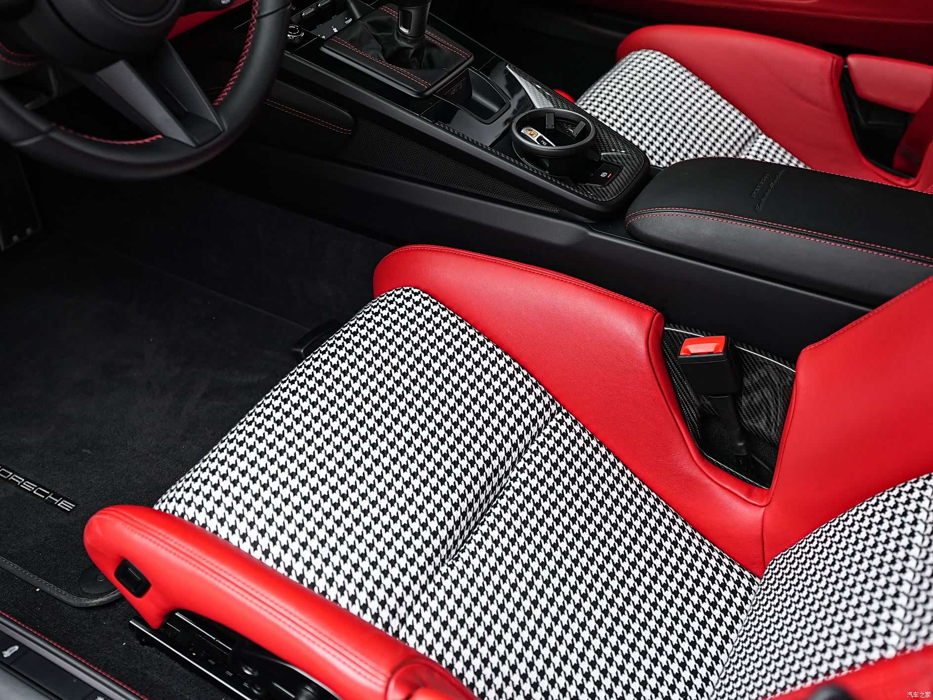 Porsche 911, 2023 16