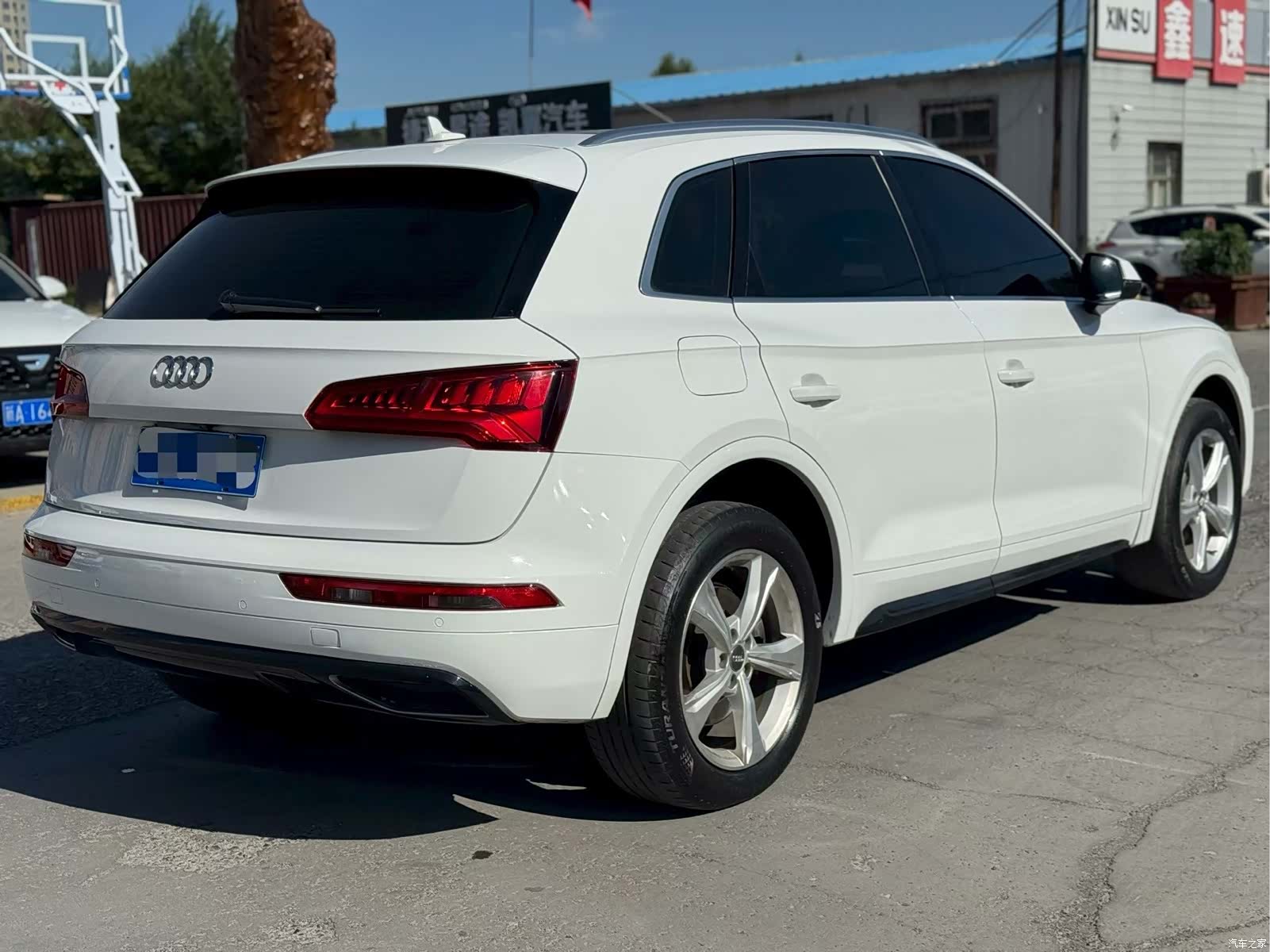 Audi Q5L, 2019 9