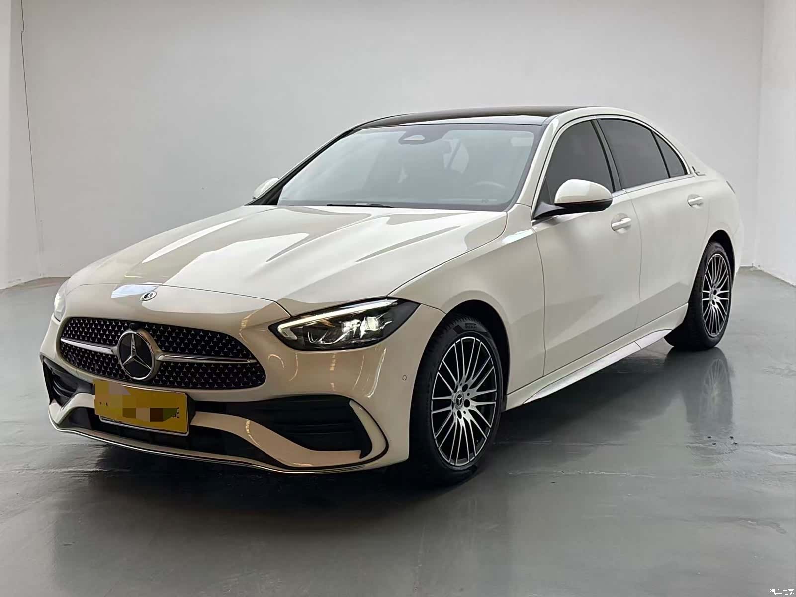Mercedes-Benz C-Class, 2024 1