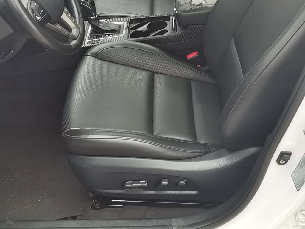 Hyundai DLX, 2016 20