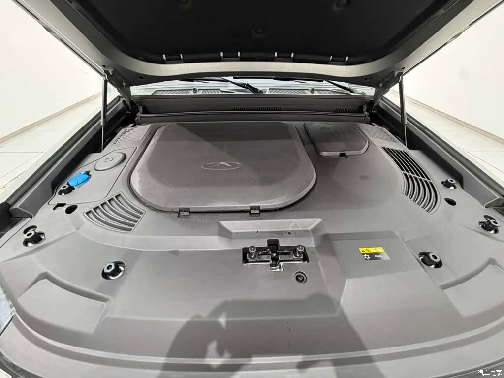 Jetour Traveller, 2025 18