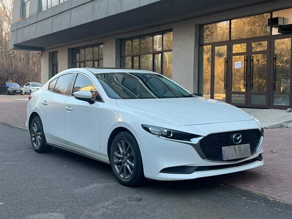 Mazda 3 Angkesaila