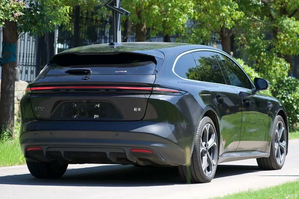 NIO ET5, 2024 все фото