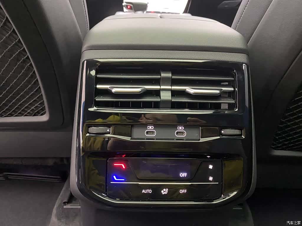 Audi Q6, 2023 29