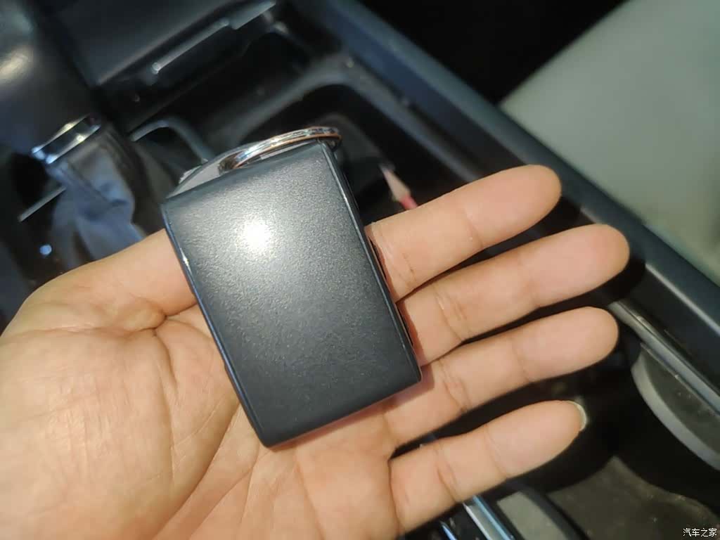Volvo XC60, 2018 9
