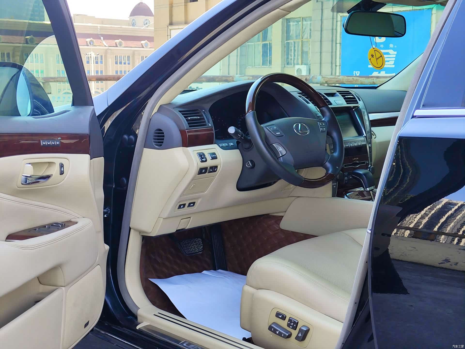 Lexus LS, 2007 49