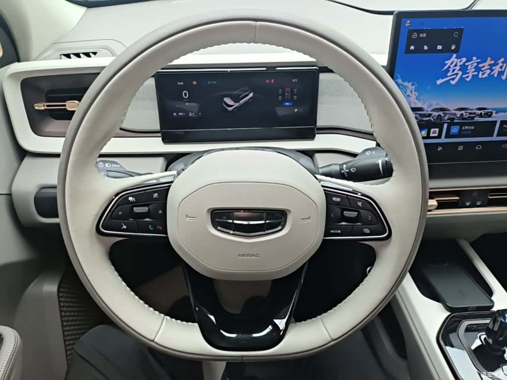 Geely Icon, 2025 11