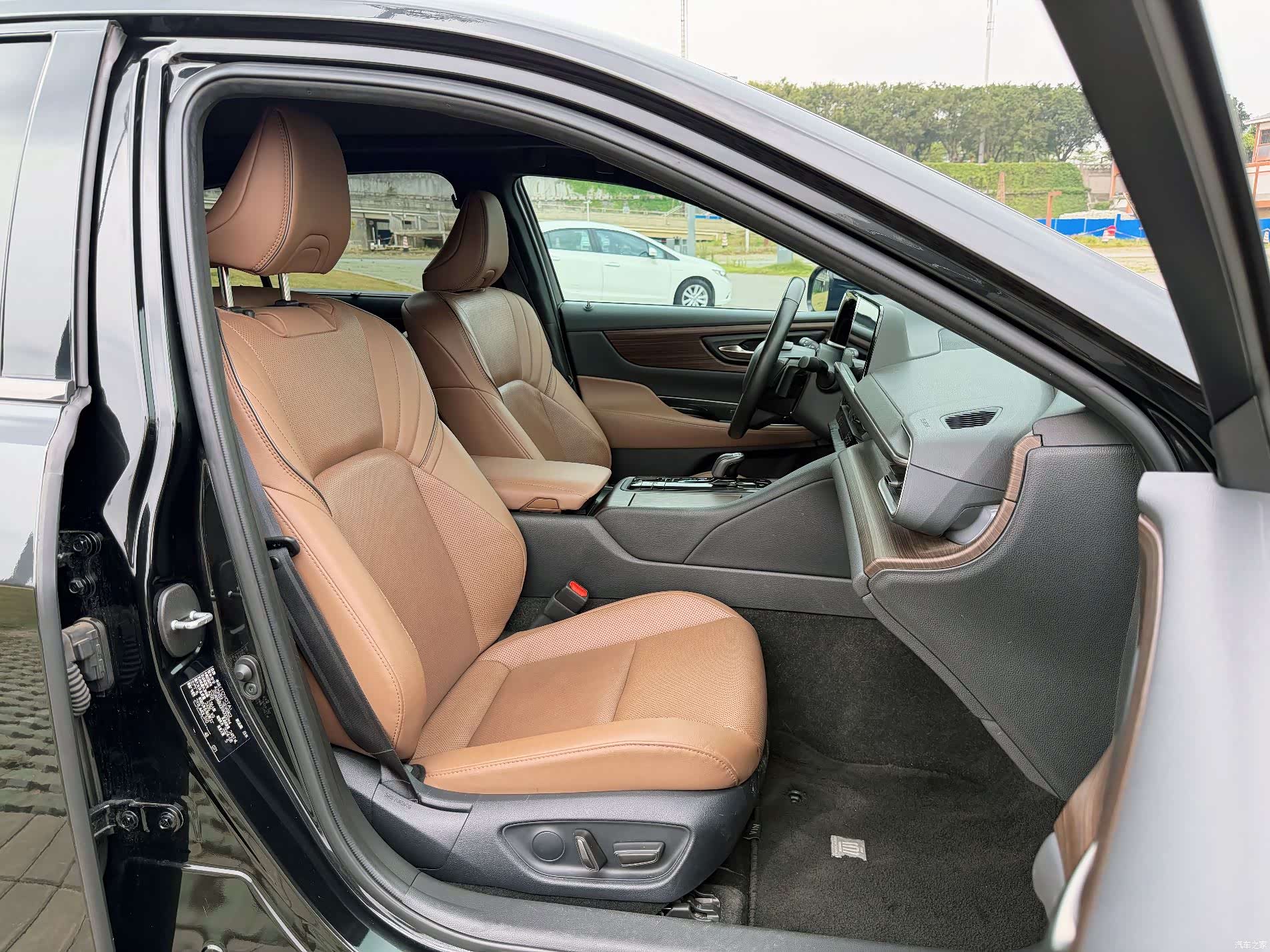 Toyota Crown, 2024 16