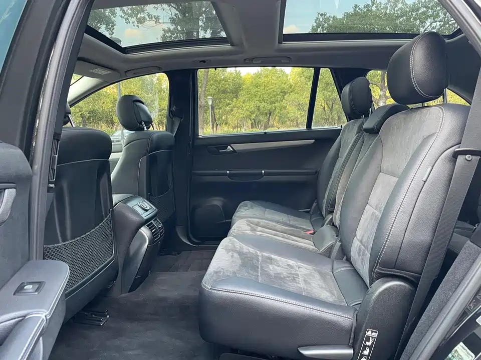 Mercedes-Benz R-class