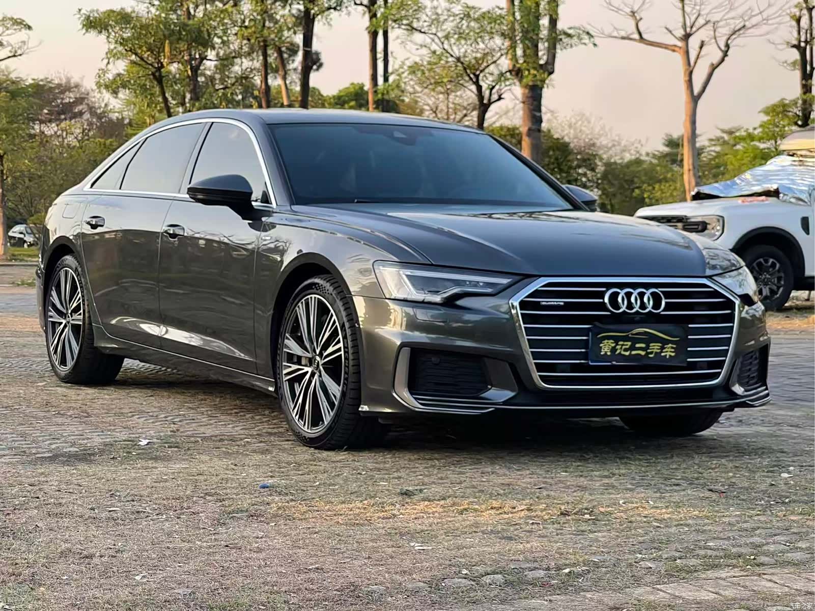Audi A6L, 2022 3