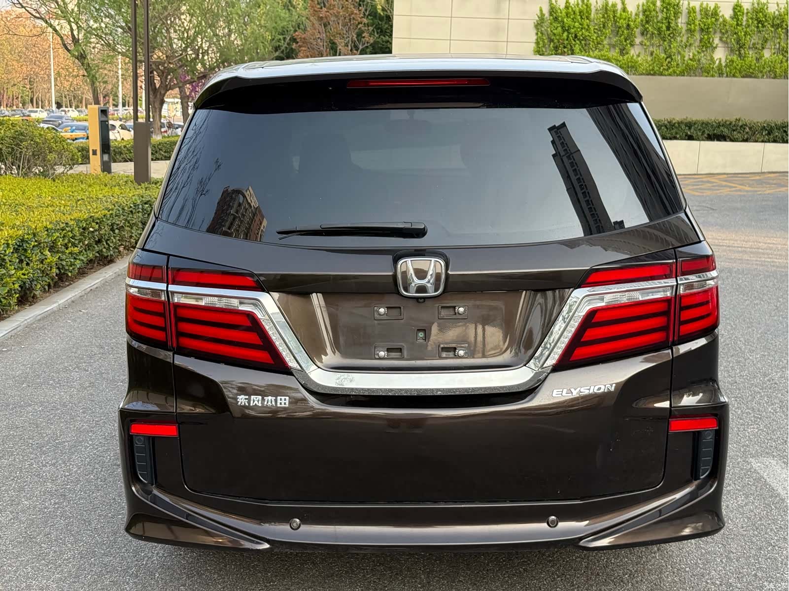 Honda Elysion, 2017 все фото