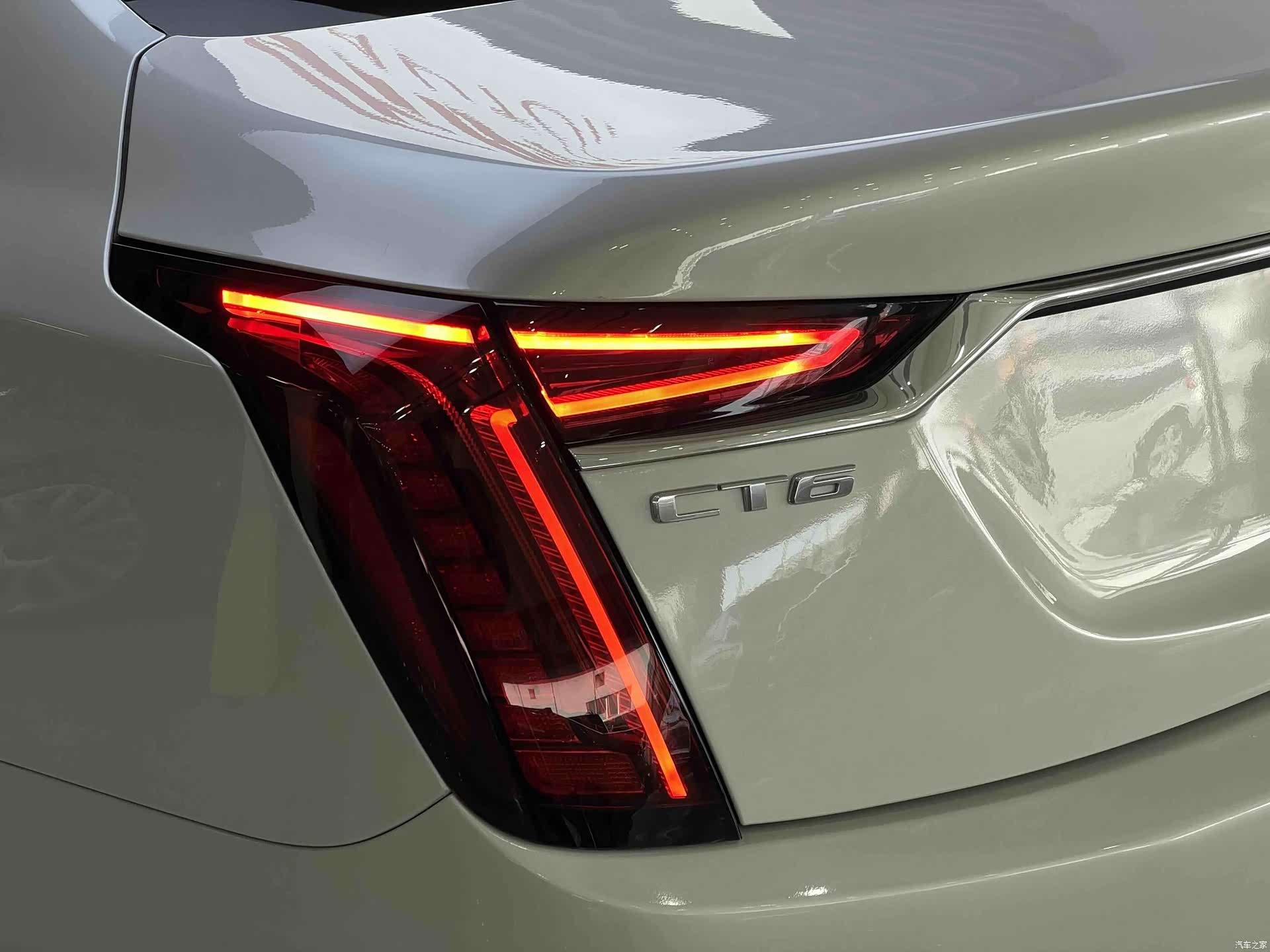 Cadillac CT6, 2020 10