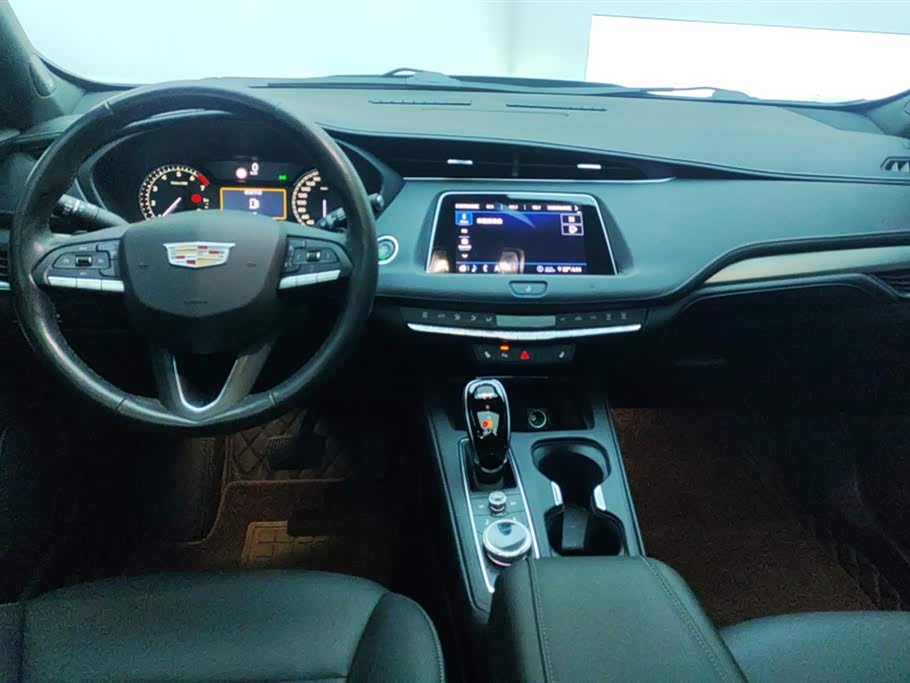 Cadillac XT4