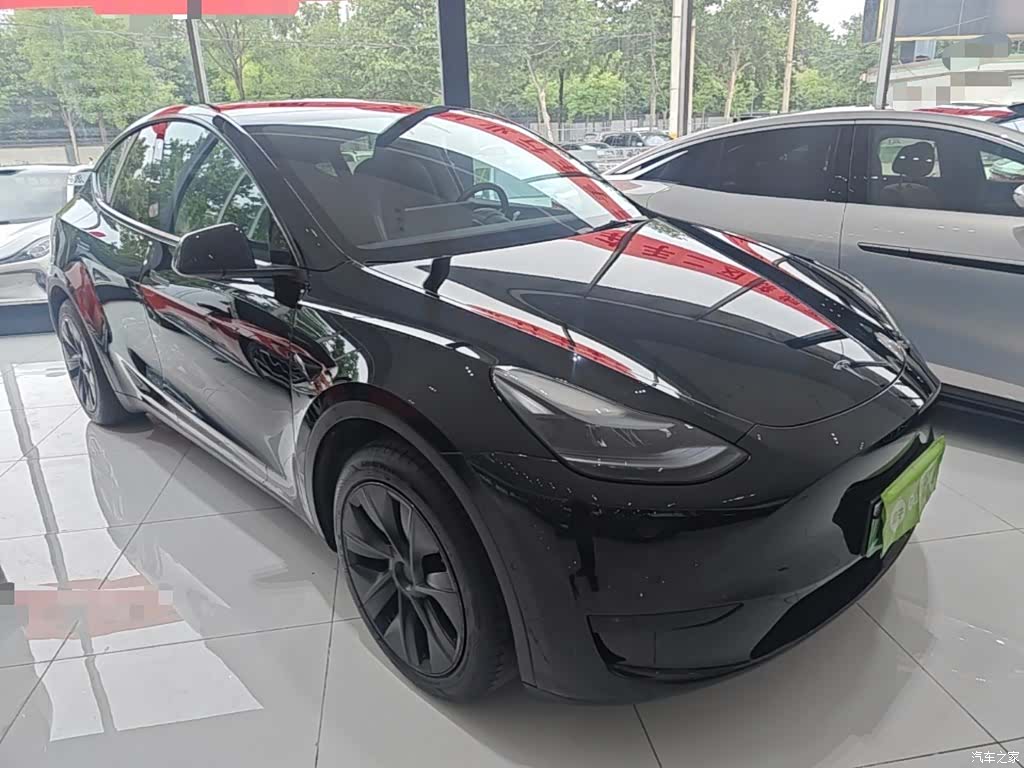 Tesla Model Y, 2024 22