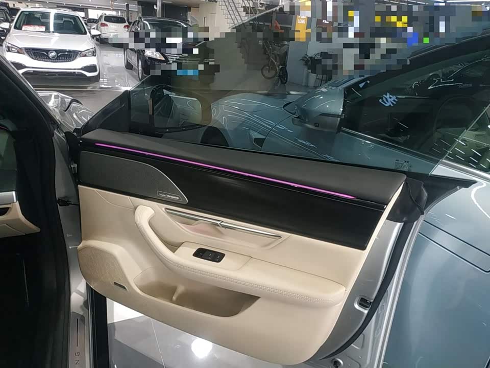 XPENG P7 XPENG P7