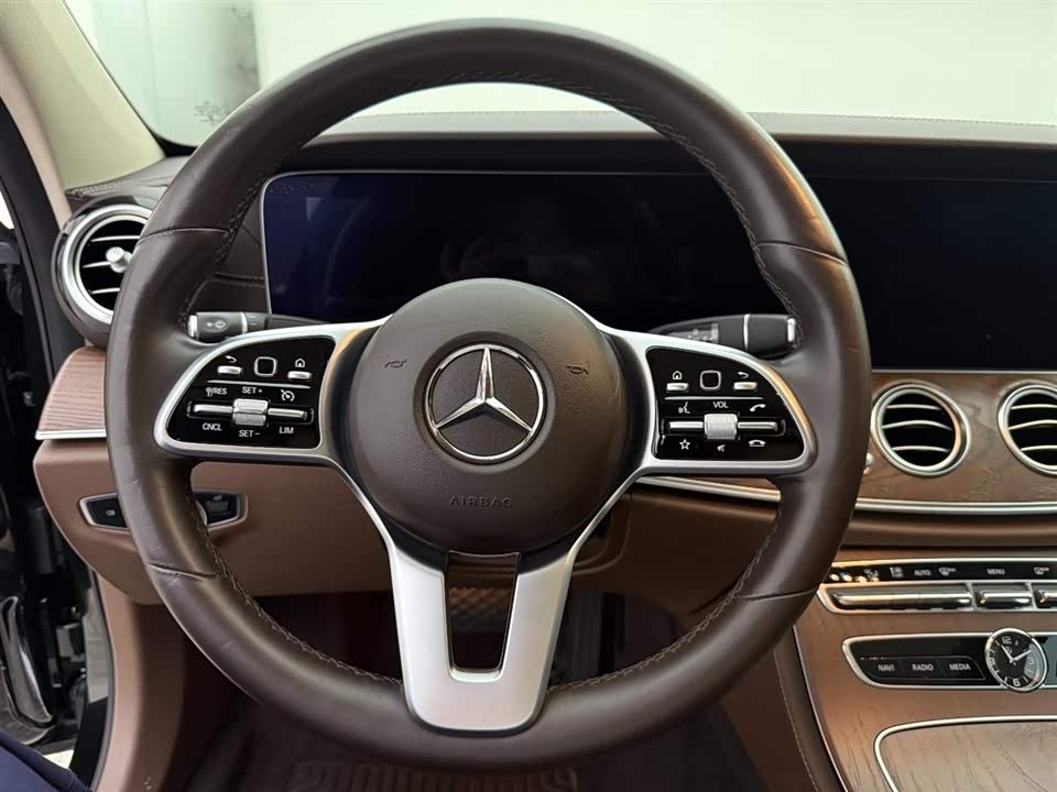 Mercedes-Benz E-class Mercedes-Benz E-class