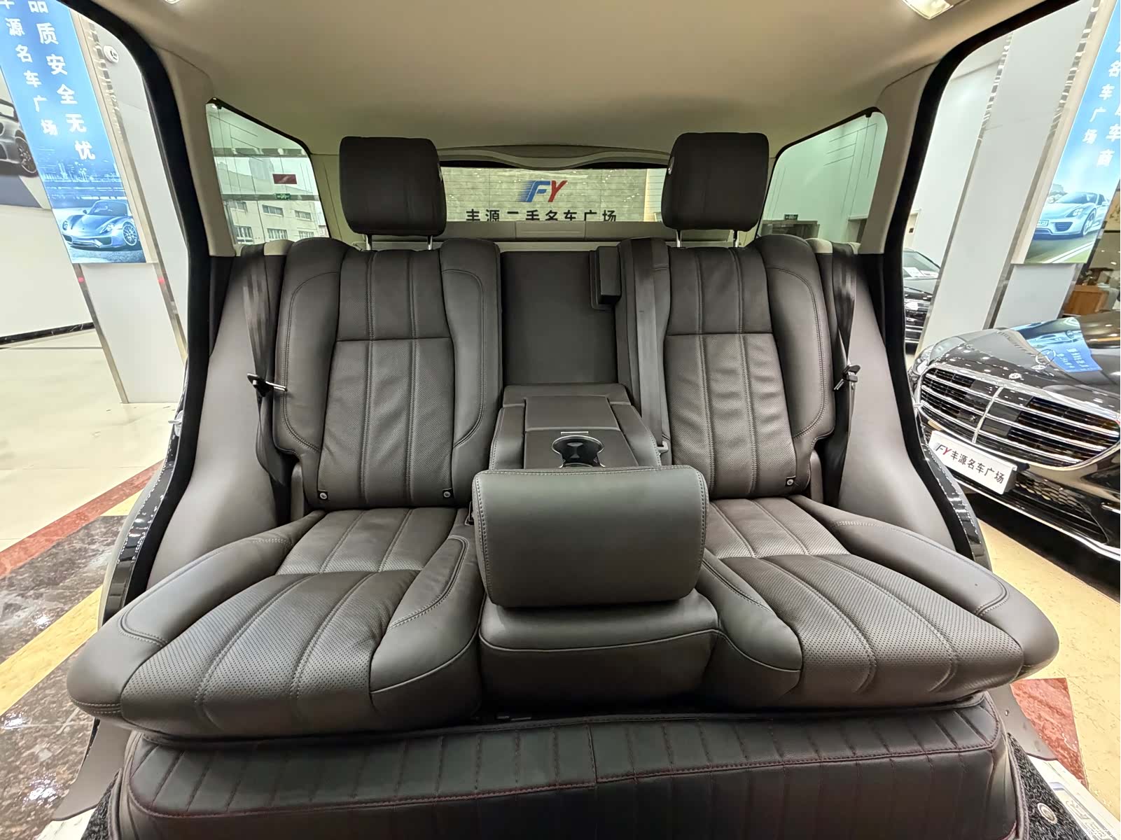Land Rover Range Rover, 2018 12