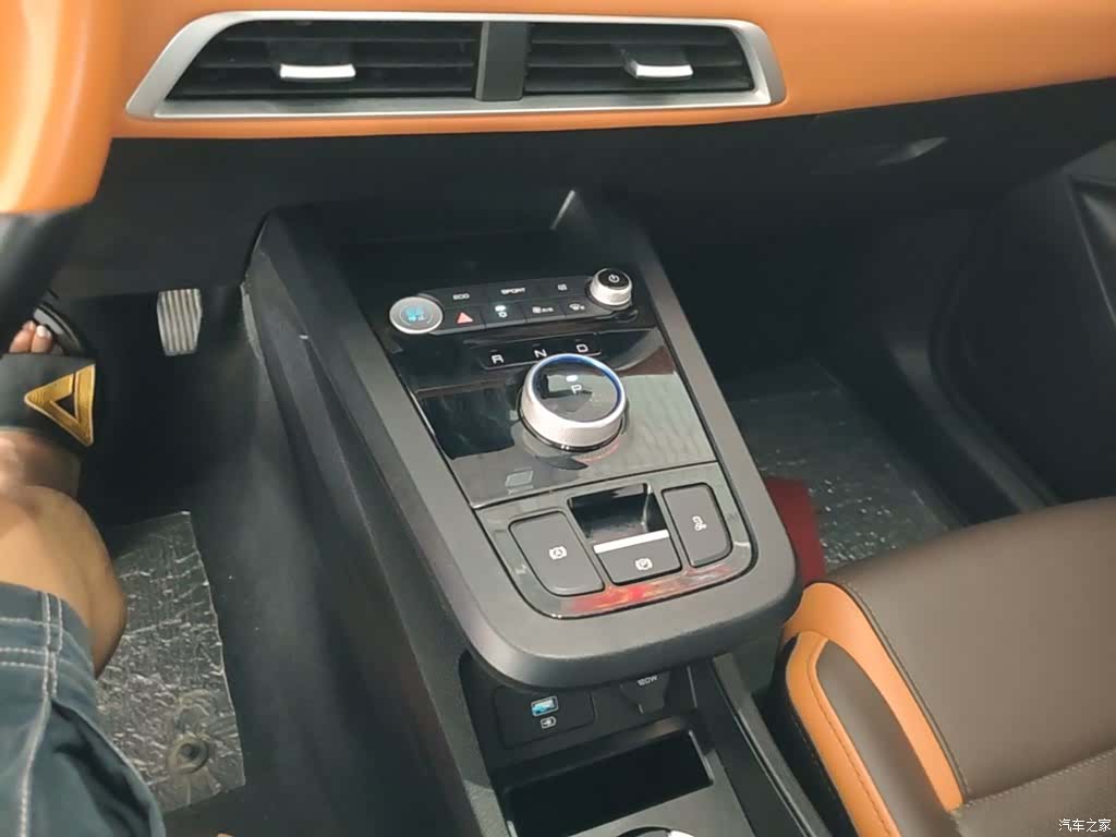 BYD E2, 2022 10