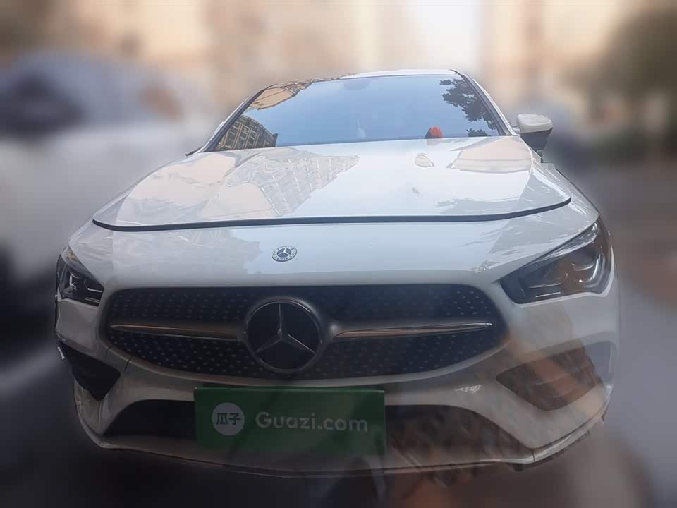Mercedes-Benz CLA