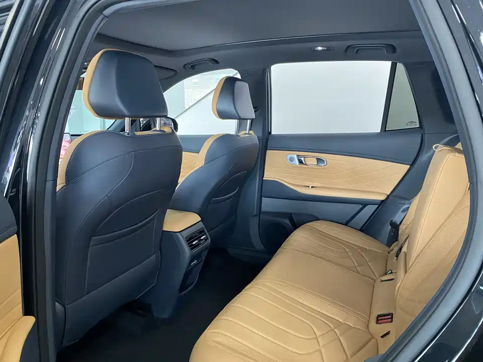 Geely Galaxy Galaxy Starship 7 EM-i