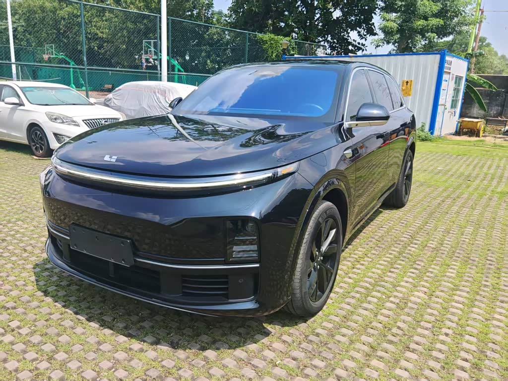 Li Auto L7