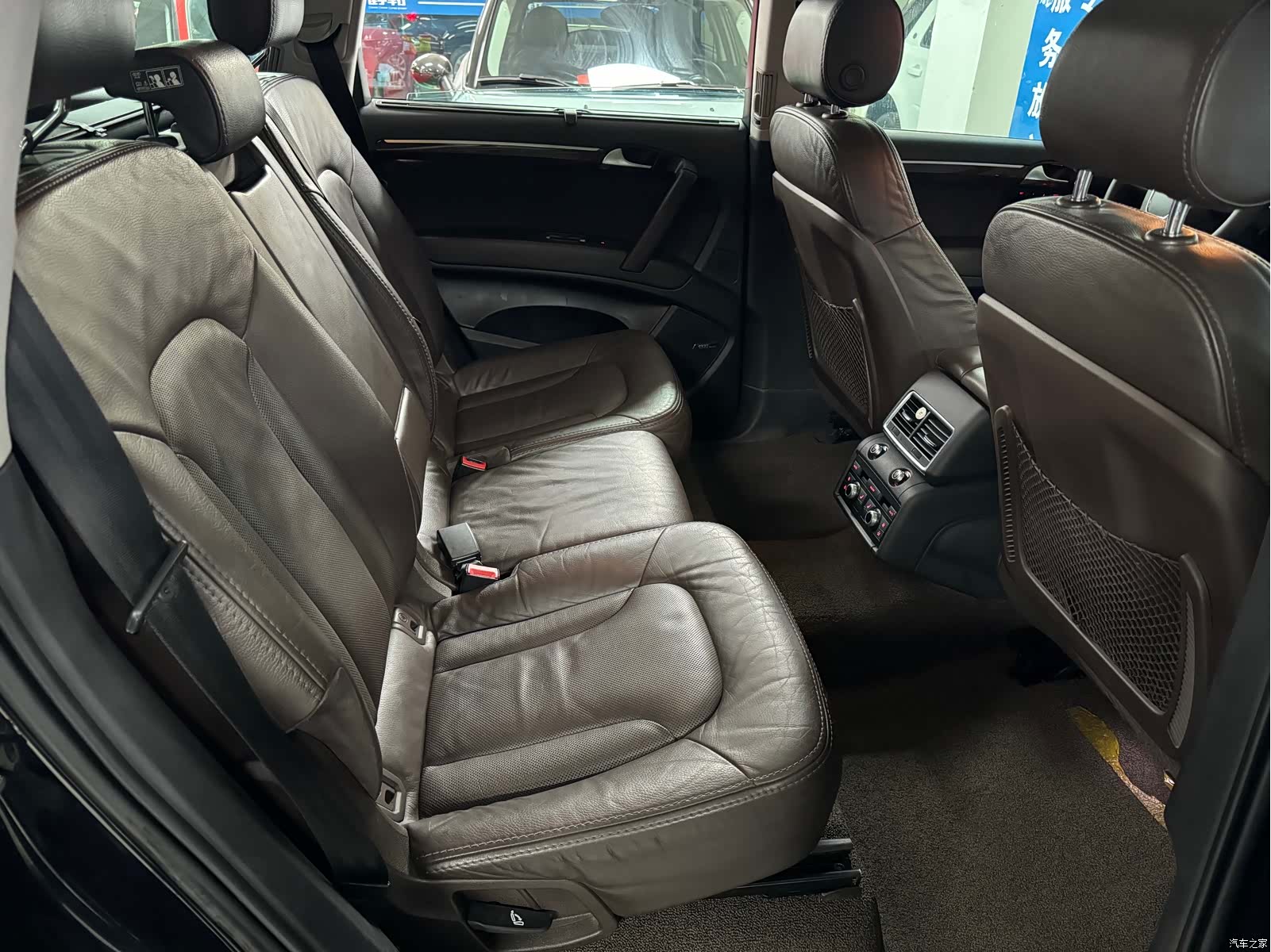 Audi Q7, 2012 9
