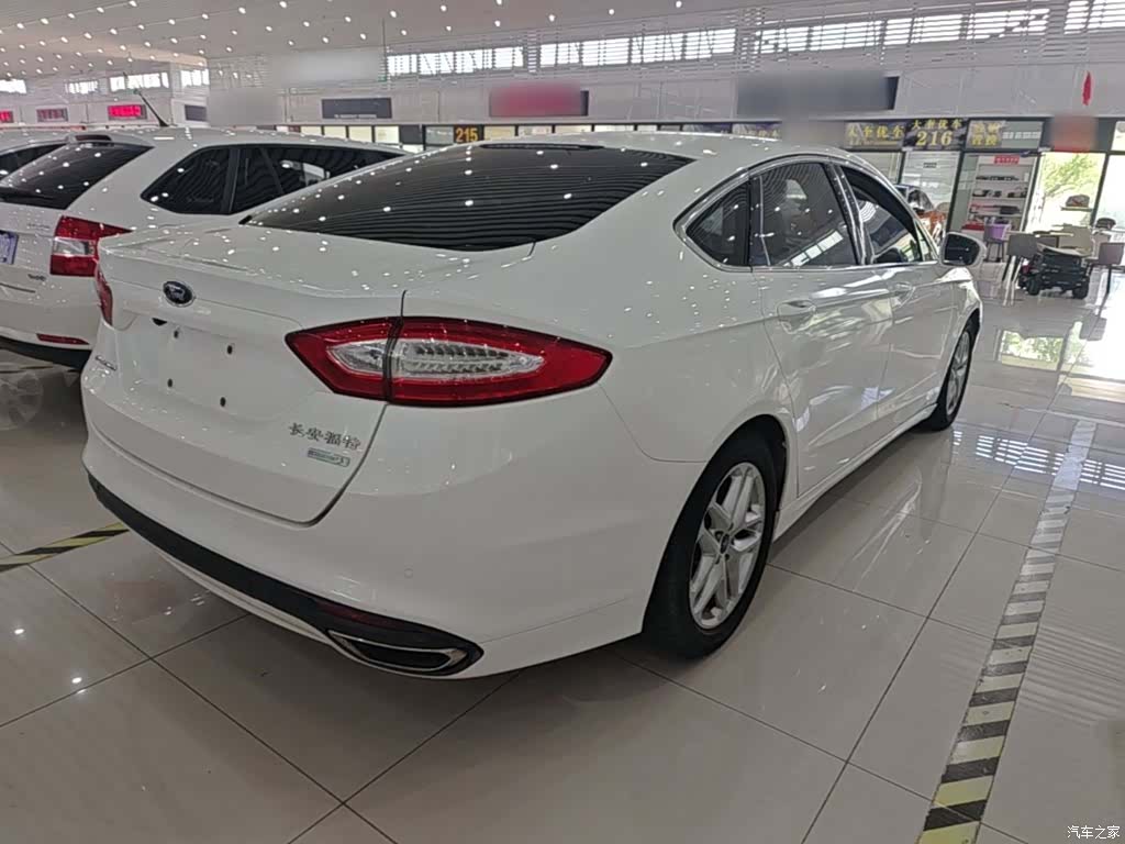 Ford Mondeo, 2014 7