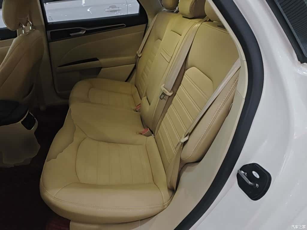 Ford Mondeo, 2014 17