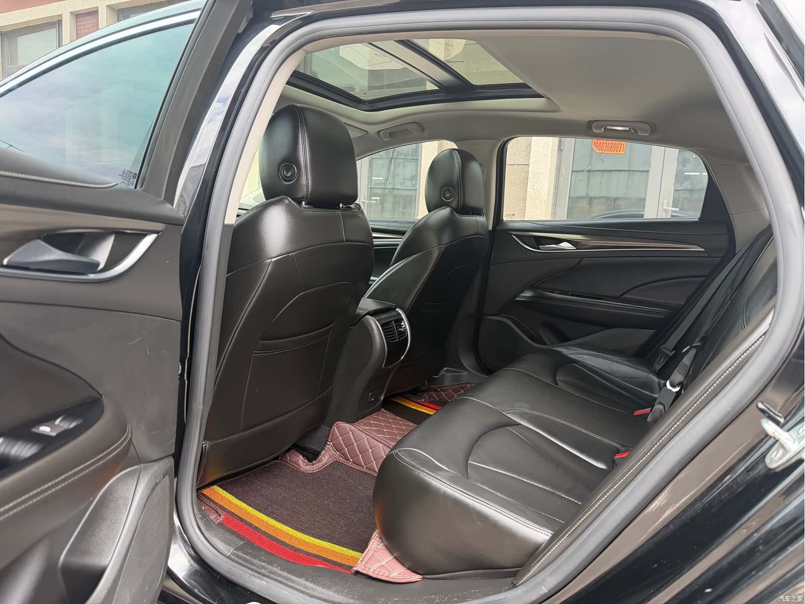 Buick LaCrosse, 2021 все фото