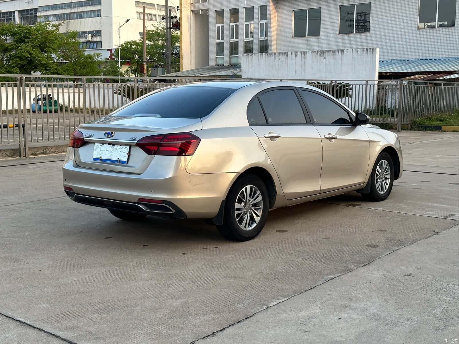 Geely Emgrand, 2018 4