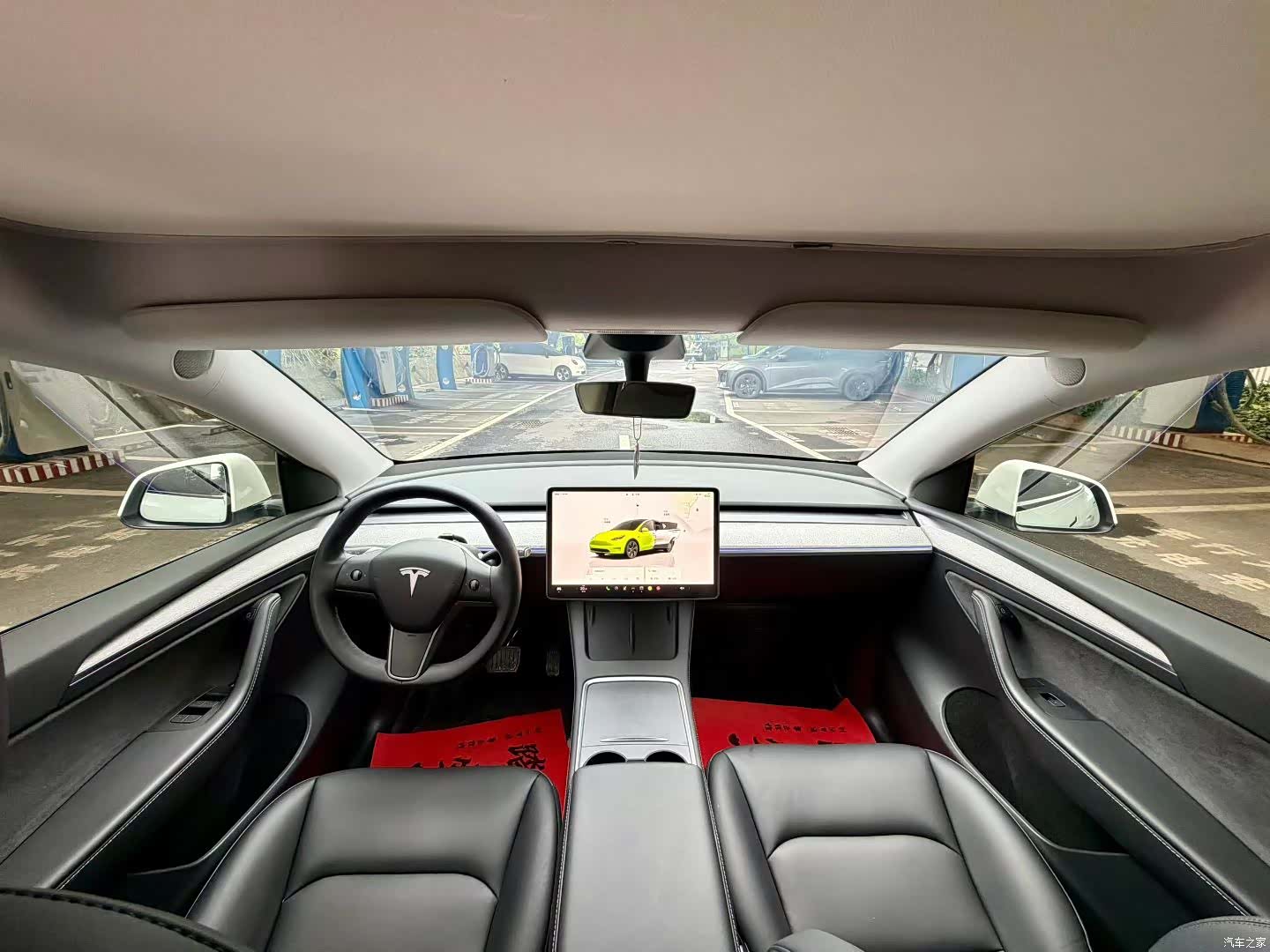 Tesla Model Y, 2023 10