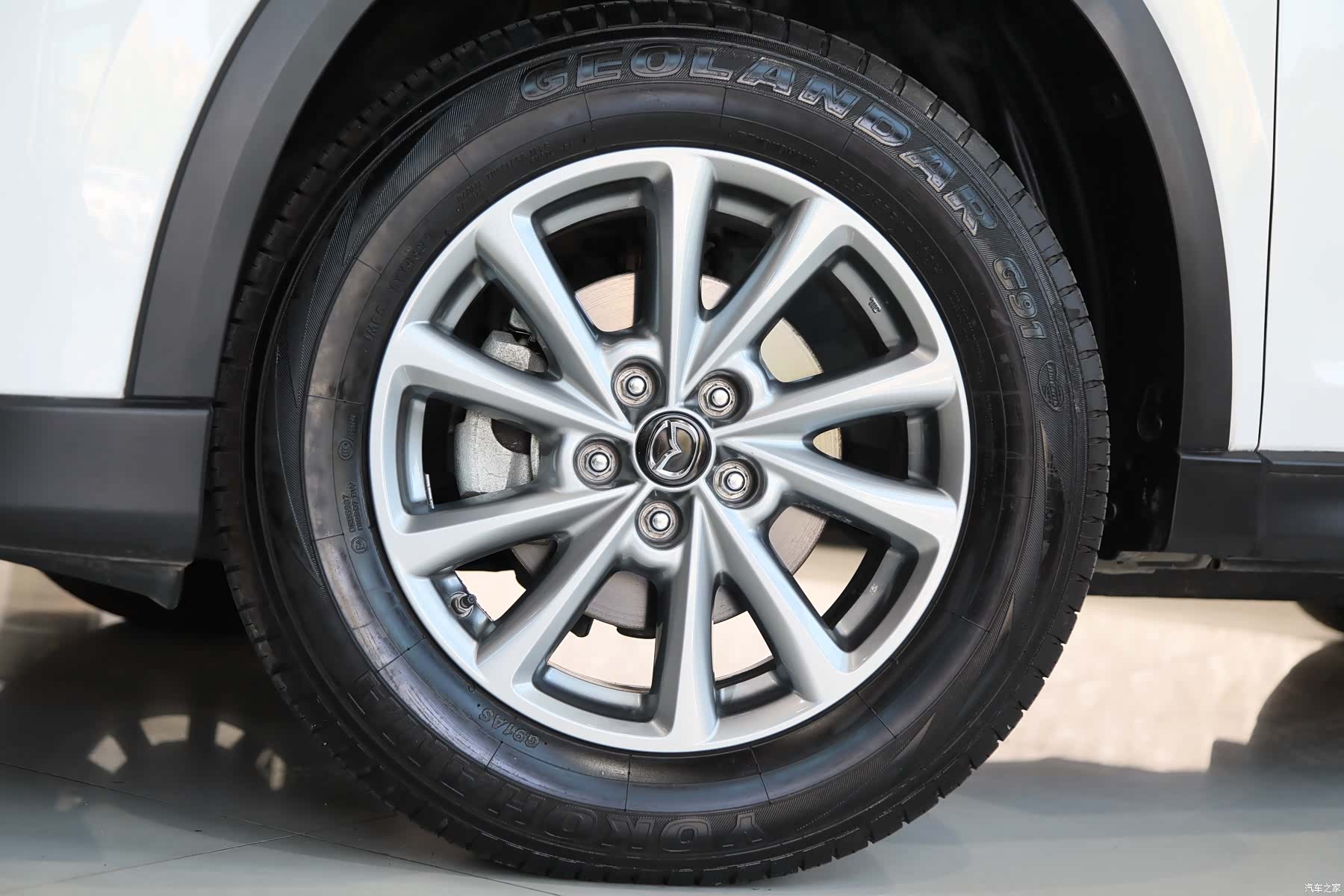 Mazda CX-5, 2024 4